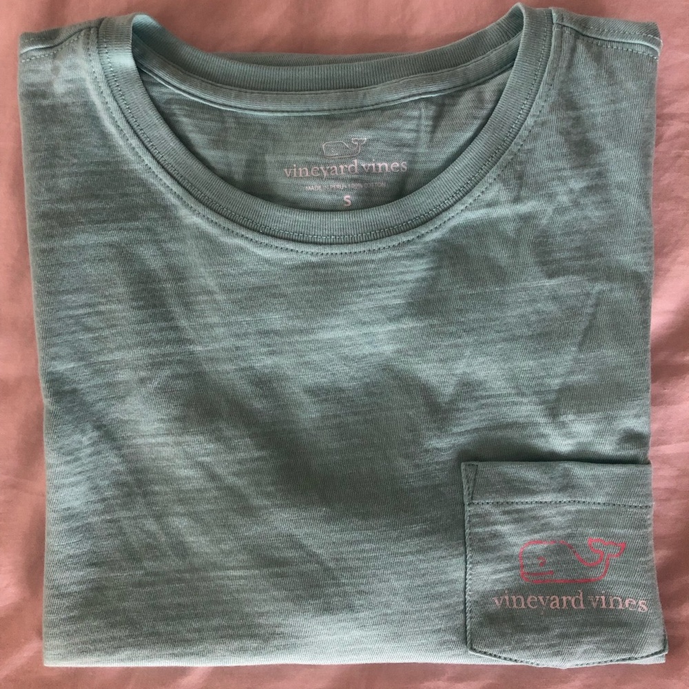 Vineyard Vines Graphic Tee, Size Small